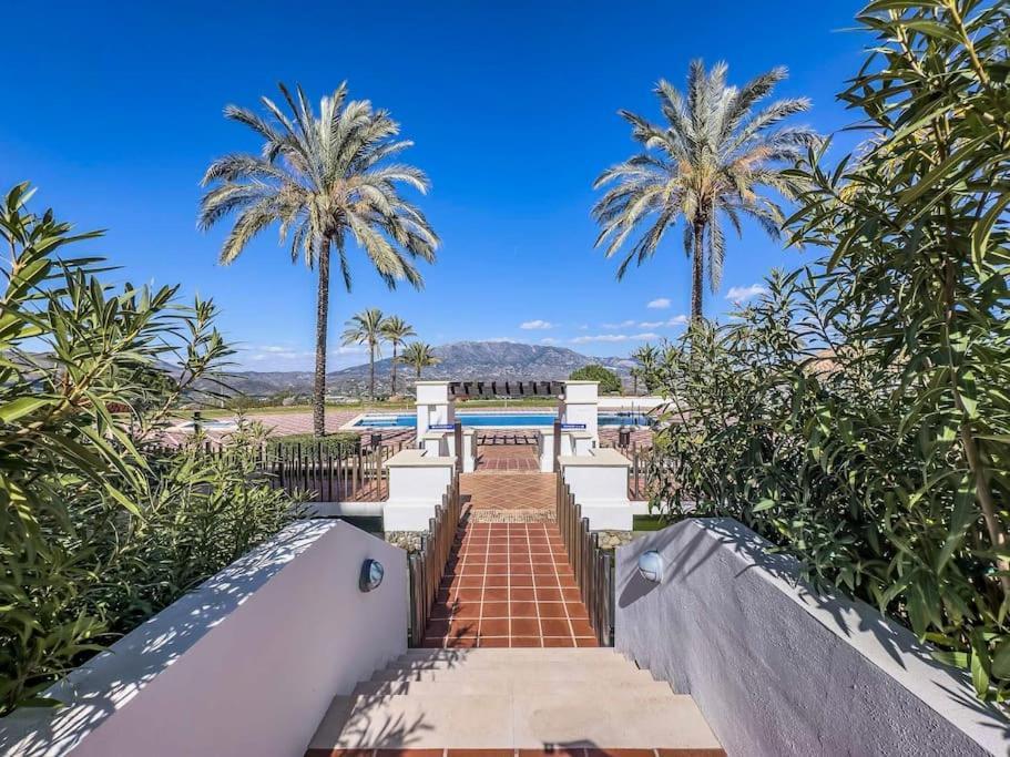 Apartamento 111-penthouse Apartment, Views, Pool, La Cala Golf Málaga